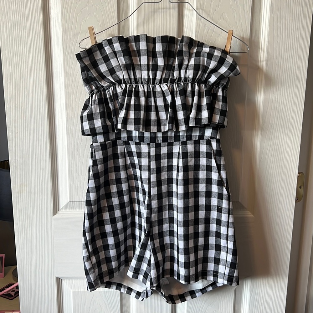 NWOT Black and white gingham romper